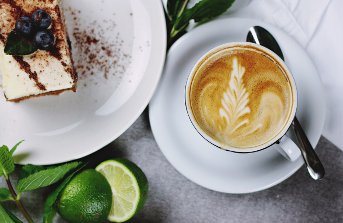 kiezcafe-sommer-web.jpg